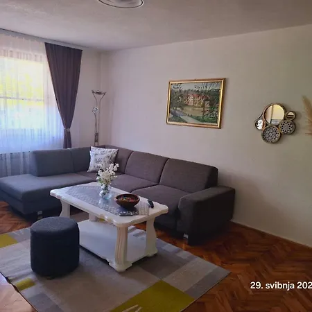 Uma Apartamento