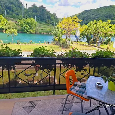 Apartamento Uma *